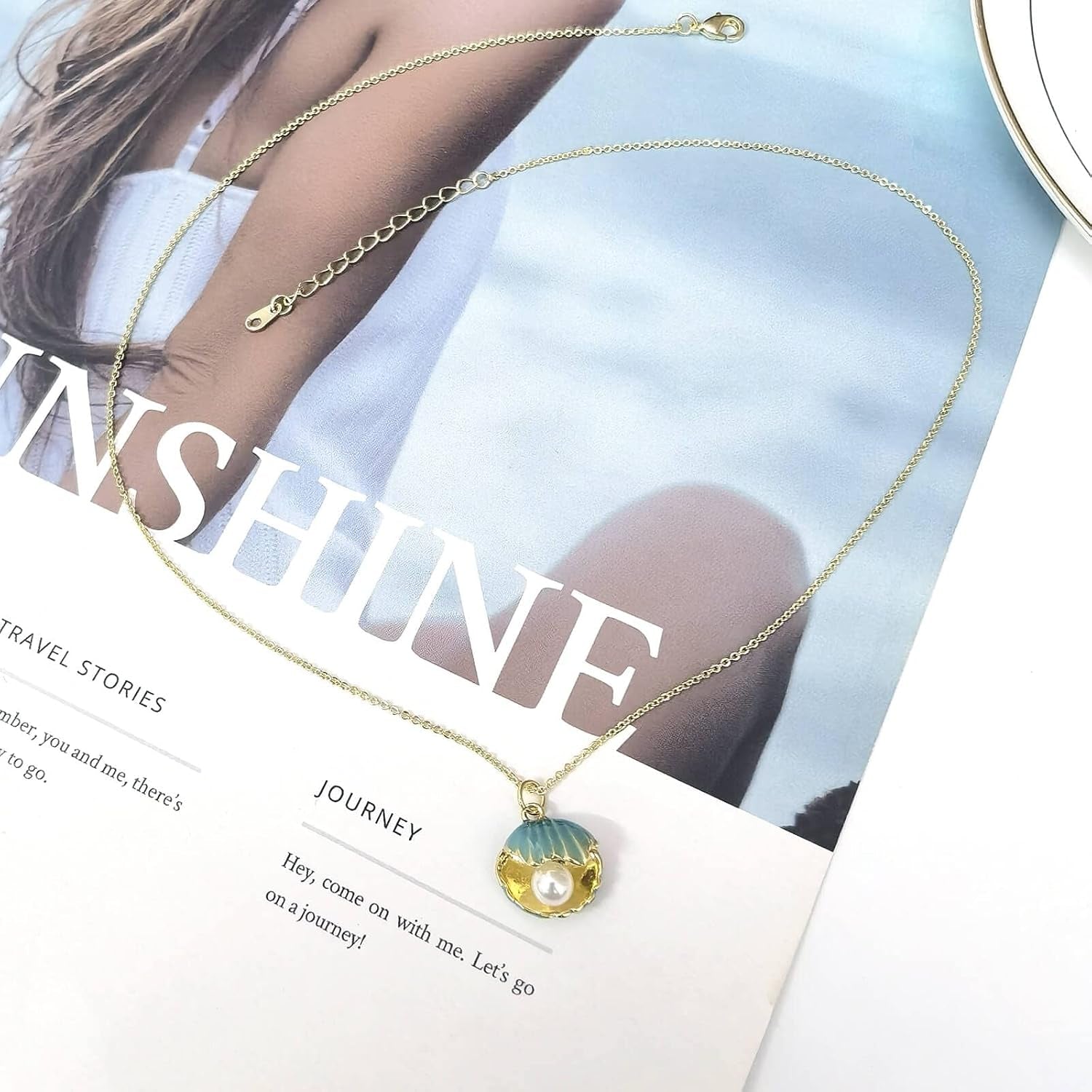 Seashell Pendant Necklace for Women